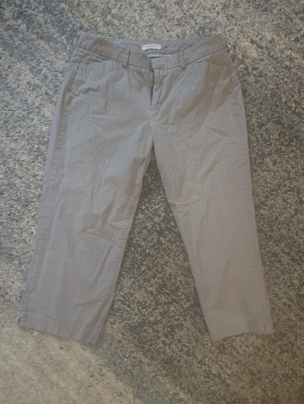 Dockers Light Gray Casual Stretch Capri Pants